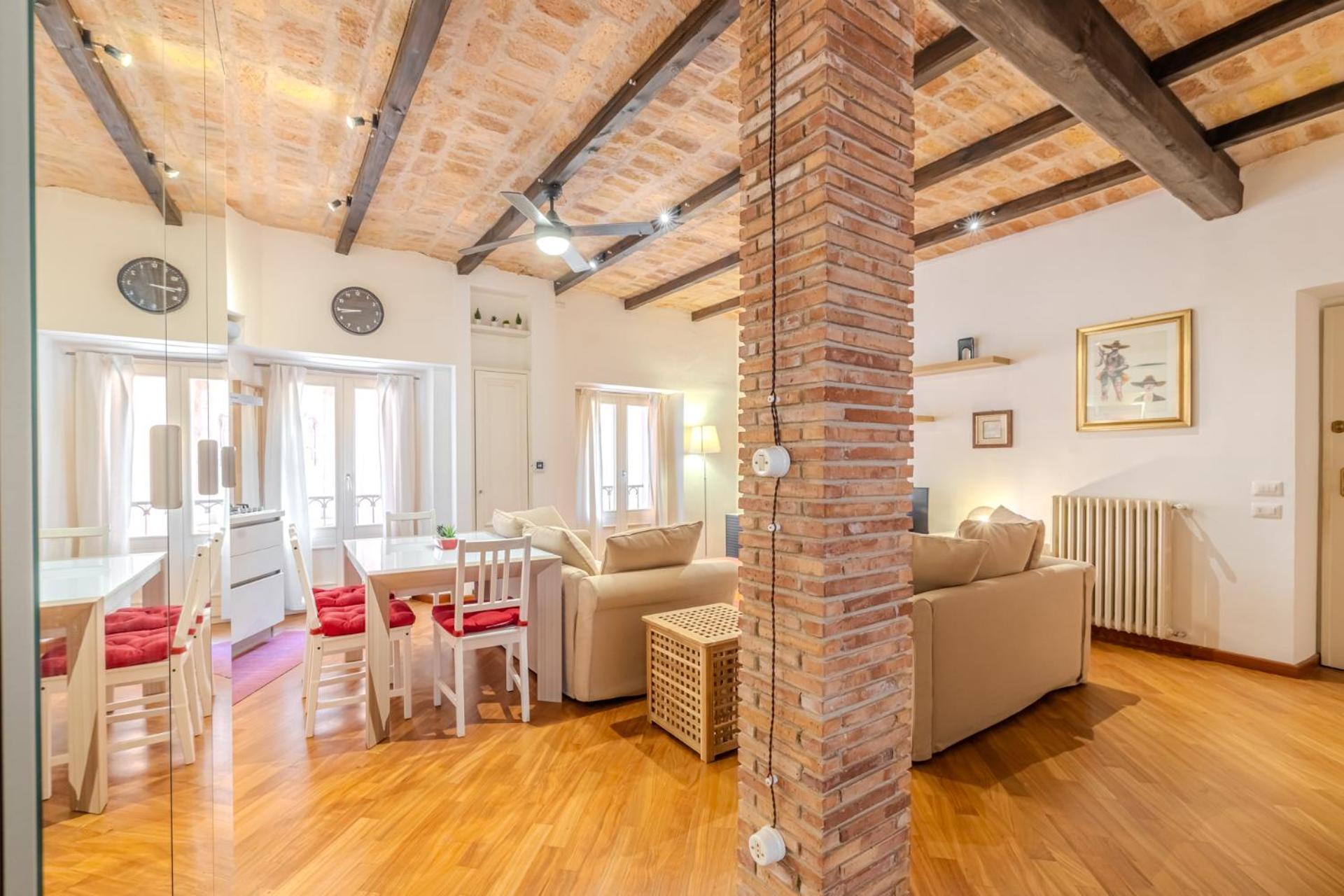 Charme E Stile A Via Foscolo Appartamento Roma